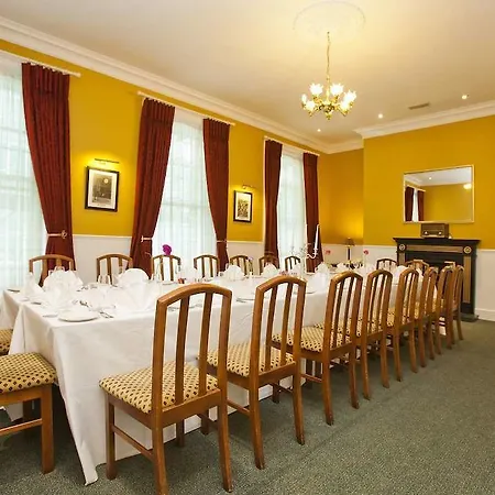 Central Hotel-3