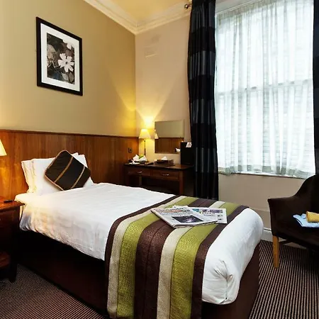 Central Hotel-2